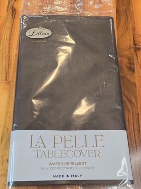 NIP Lillian Tablesettings La Pelle Black Tablecover - Made in Ital